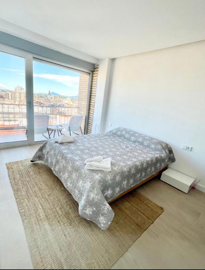 Appartamento Piso Vivian Gandía Esterno foto